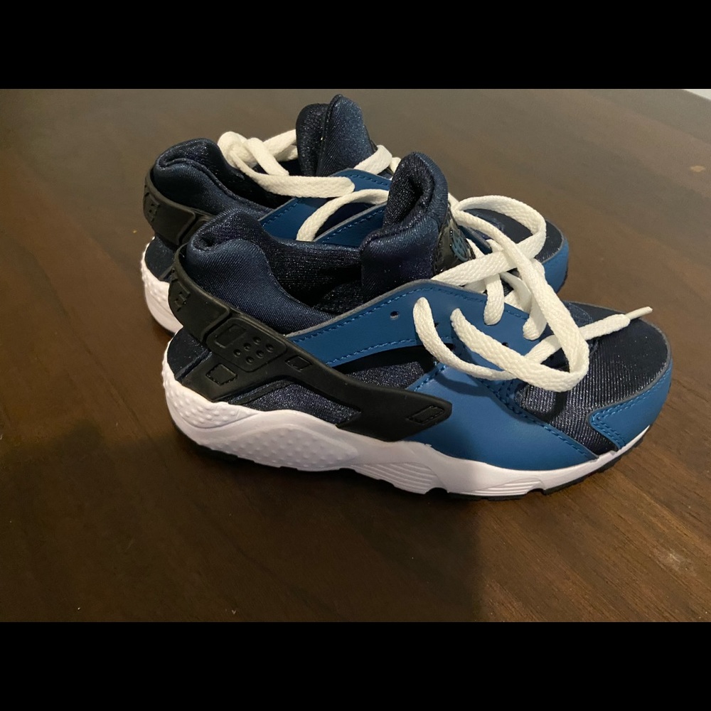 Nike pre school size 12 huaraches - Picture 5 of 5